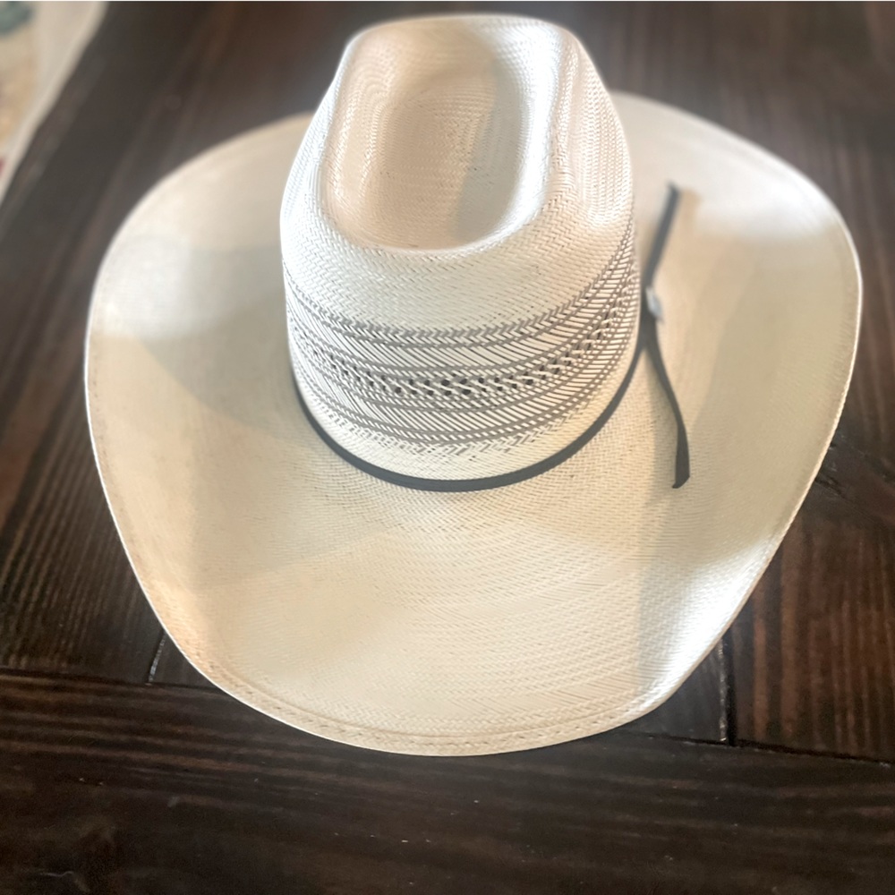 Nice Cowboy Hat 🤠 in great condition